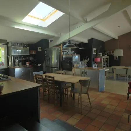 Maison Avec Piscine Holiday home